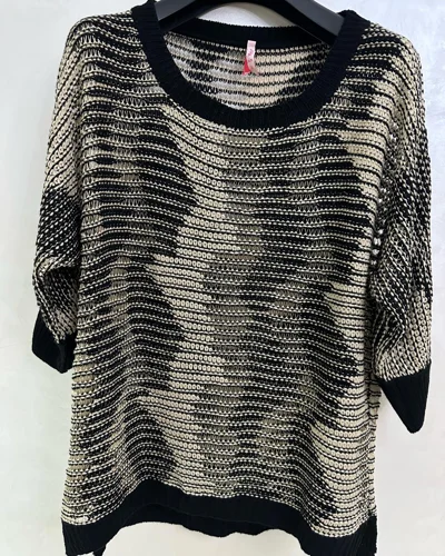 RAViN Sweaters & Pullovers