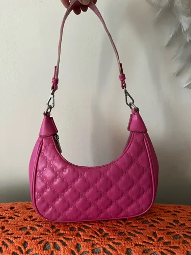 Pixi Shoulder Bags