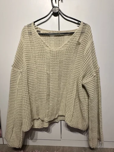 Local Sweaters & Pullovers