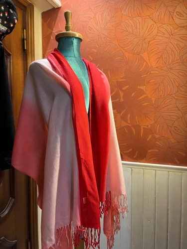 Pashmina إيشاربات وشالات