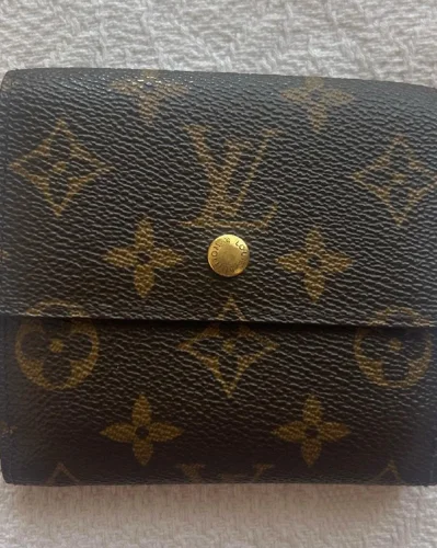 Louis Vuitton Wallets & Cardholders