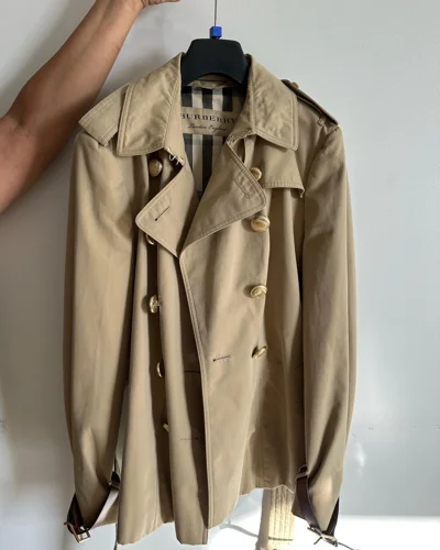 Burberry بالطوهات