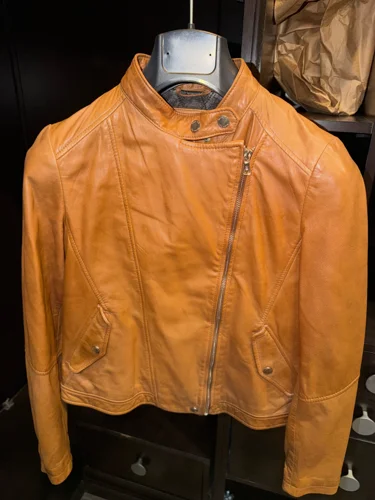 Massimo Dutti جواكت