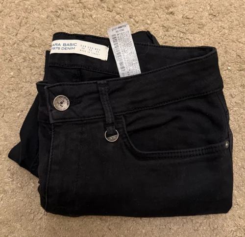 Zara Jeans