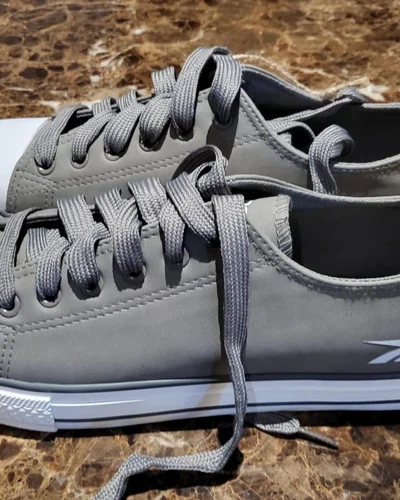 Reebok Sneakers