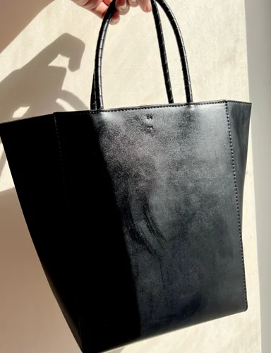 Pixi Handbags