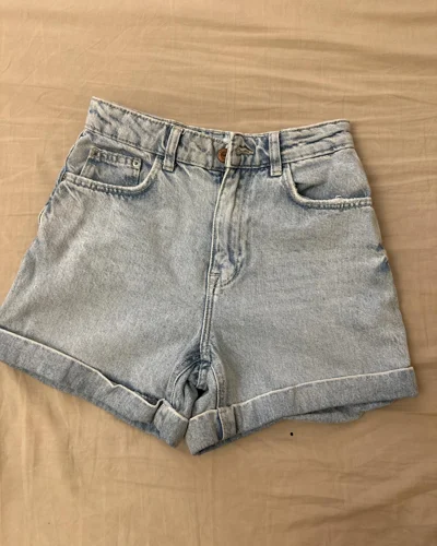 Bershka شورتات