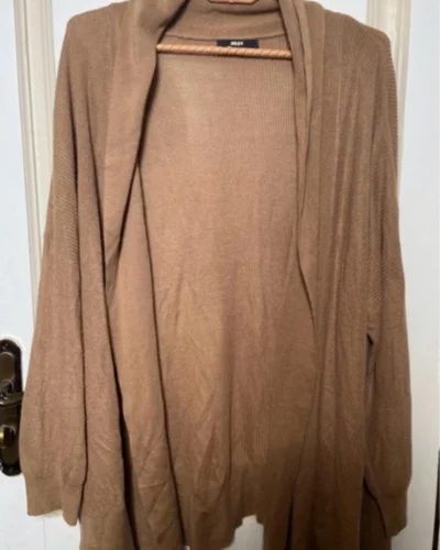 Max Cardigans