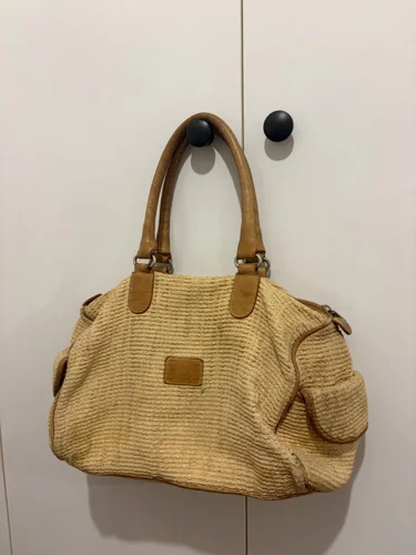 Moments Shoulder Bags