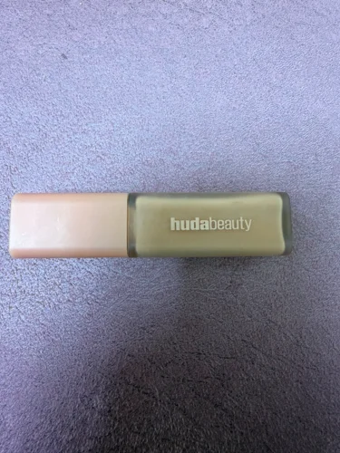 Huda Beauty Face