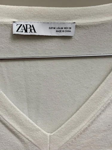 Zara Sweaters & Pullovers