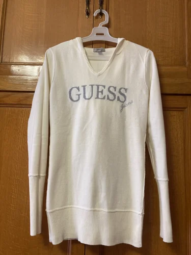 GUESS Sweaters & Pullovers