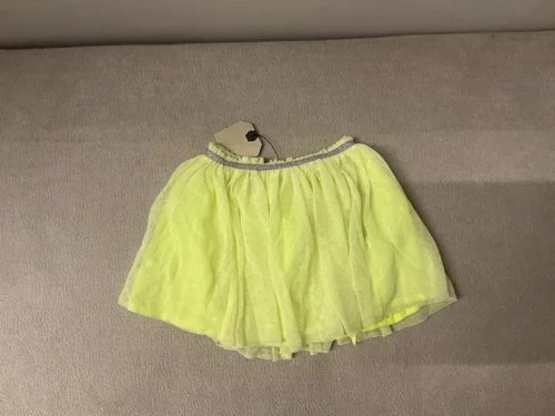 Zara Girls بناطيل وجيبات