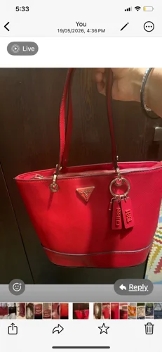 GUESS Shoulder Bags