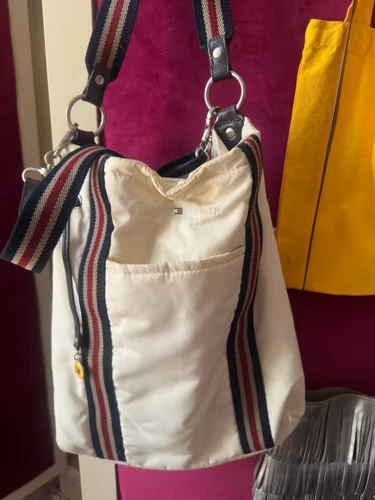 Tommy Hilfiger Shoulder Bags