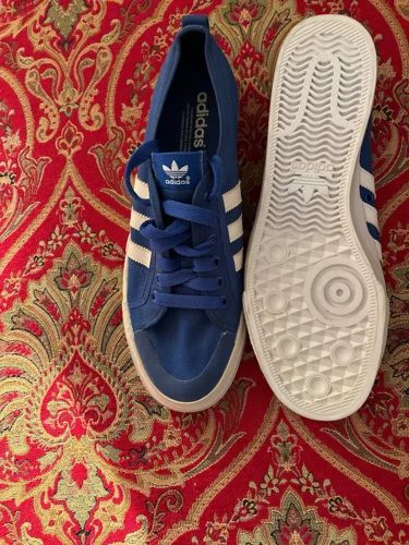 adidas Originals Sneakers