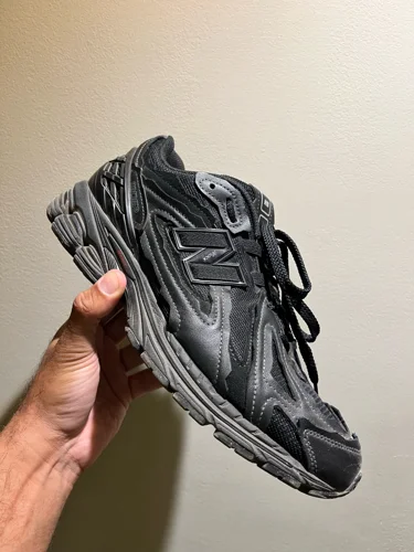 New Balance Sneakers