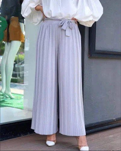 Shein بنطلونات