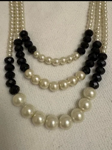 Local Necklaces
