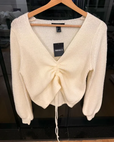 Forever 21 Sweaters & Pullovers