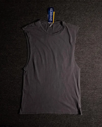 H&M T-shirts