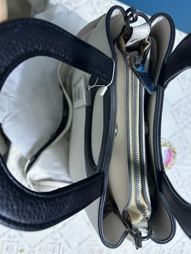 Pixi Handbags