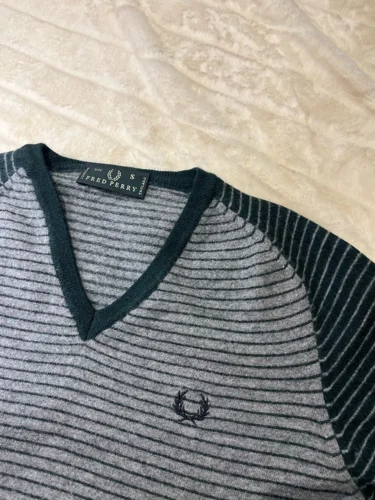 Fred Perry Sweaters