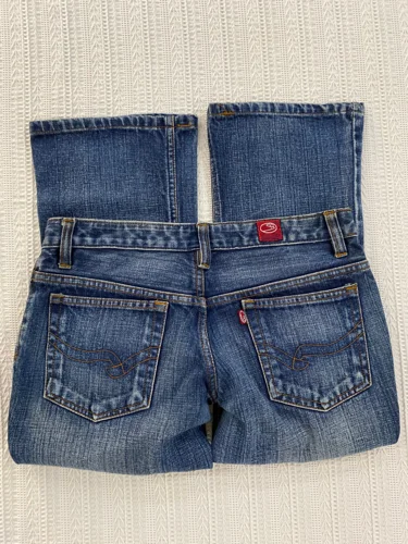 Capris