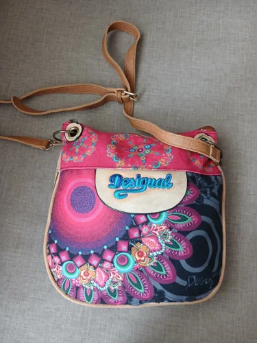 Cross-Body Bags