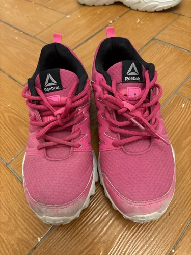 Reebok Sneakers