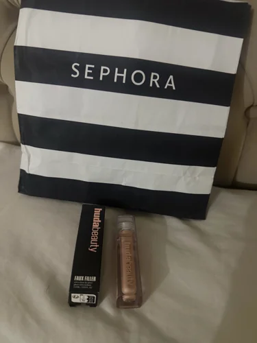 Huda Beauty Lips