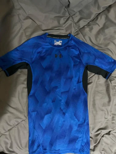Under Armour T-shirts