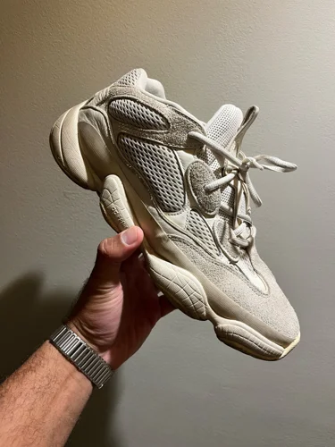 adidas Sneakers