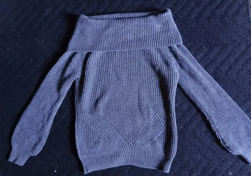 Local Sweaters & Pullovers