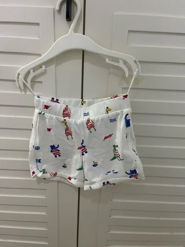 H&M بناطيل وجيبات