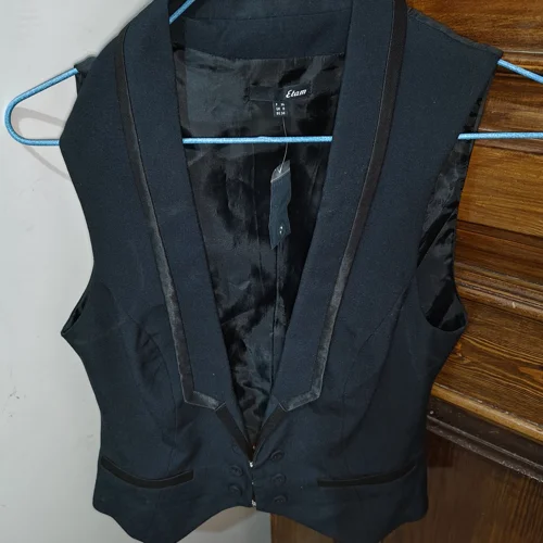 Etam Vests