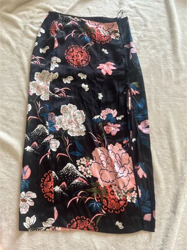 Zara Skirts