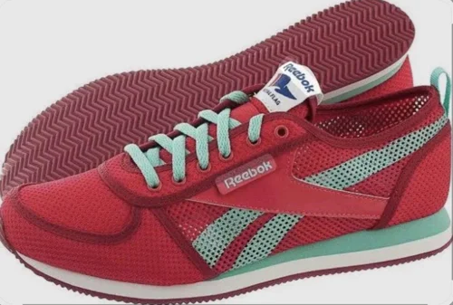 Reebok Sneakers