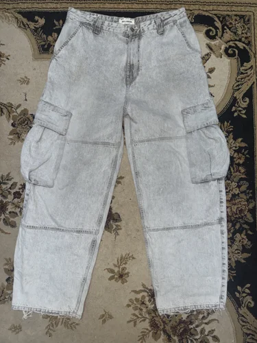 Pull & Bear جينز