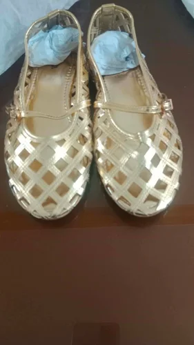 Zara Flats