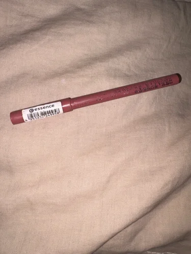 Essence Lips
