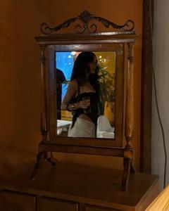 @pickedbybee